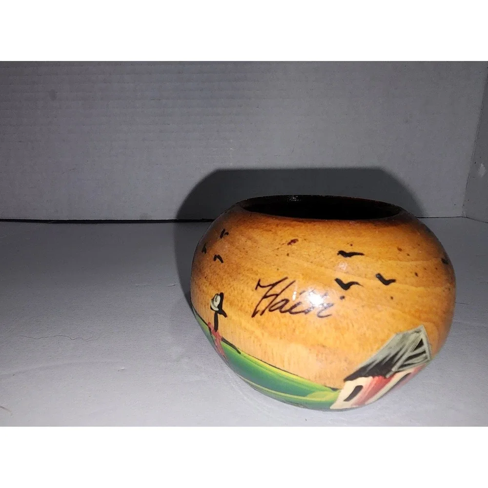 Haiti wood‎ pot souvenir hand painted